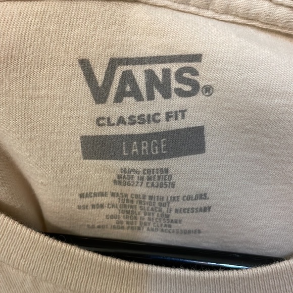 Van's Classic Fit rose embroidered tee / Size: Large - Picture 3 of 4